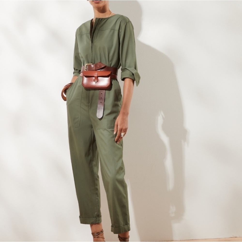 Banana Republic army green flight jacket jumpsuit Organic cotton Size 6 Tall